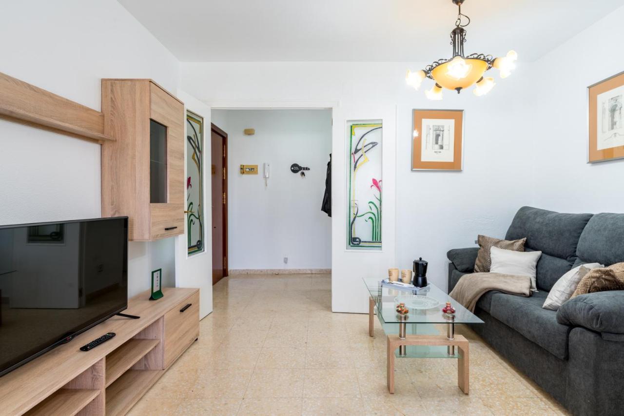 Piso 3 Dormitorios Hl Gines A 10" De Sevilla, A 20" Del Aeropuerto De Sevilla Bagian luar foto